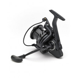 DAIWA Black Widow 25A kaprový big pit naviják